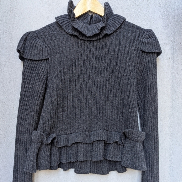 GANNI Recycled Wool-Blend Cutout Ruffle Ribbed Peplum Sweater – Open Back – S - Picture 6 of 13